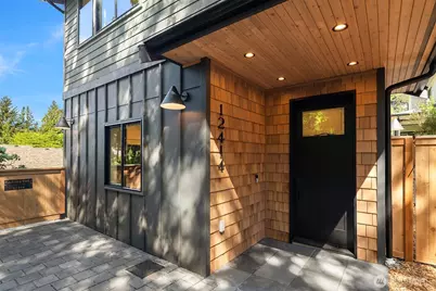 12414 NE 72nd Street, Kirkland, WA 98033 - Photo 3