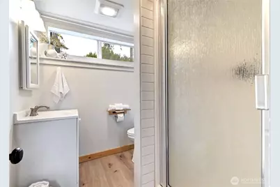 2430 155th Place SE, Bellevue, WA 98007 - Photo 17