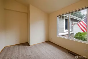 6127 Regatta Pl NE, Bremerton, WA 98311 - Photo 9