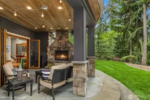 5976 NE Whitmore Way, Bainbridge Island, WA 98110 - Photo 11