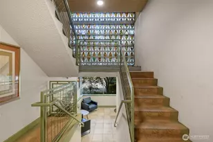 507 W Mercer St, Seattle, WA 98119 - Photo 25
