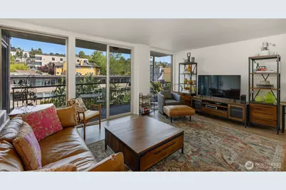 507 W Mercer Street #704, Seattle, WA 98119 - Photo 3