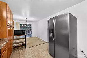 8211 189th Ave E, Bonney Lake, WA 98391 - Photo 11