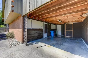 2102 N 171st St, Shoreline, WA 98133 - Photo 25