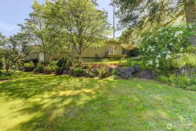 2102 N 171st Street, Shoreline, WA 98133 - Photo 23