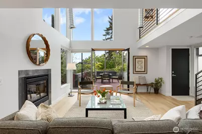 4529 34th Avenue S, Seattle, WA 98118 - Photo 5