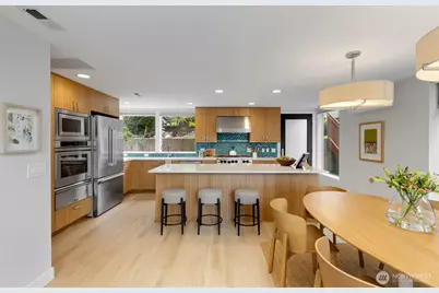 4529 34th Avenue S, Seattle, WA 98118 - Photo 9