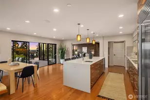 8221 NE 117th St, Kirkland, WA 98034 - Photo 13