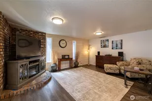 137 Sunnyside Dr, Centralia, WA 98531 - Photo 3