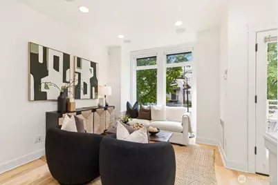 4208 Linden Avenue N, Seattle, WA 98103 - Photo 5