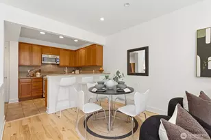 4208 Linden Ave N, Seattle, WA 98103 - Photo 9