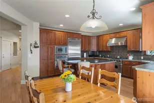 23431 NE 10th Pl, Sammamish, WA 98074 - Photo 7