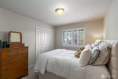 23431 NE 10th Place, Sammamish, WA 98074 - Photo 21