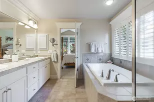 23431 NE 10th Pl, Sammamish, WA 98074 - Photo 17