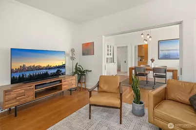 4740 4th Avenue NE, Seattle, WA 98105 - Photo 11