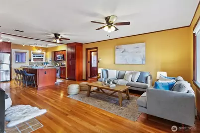4728 NE 172nd Street, Lake Forest Park, WA 98155 - Photo 9