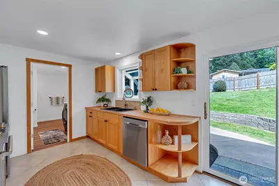 18610 10th Ave NE, Poulsbo, WA 98370 - Photo 17