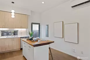 8424 24th Ave SW, Seattle, WA 98106 - Photo 5