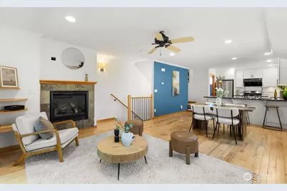 806 N 49th Street, Seattle, WA 98103 - Photo 1