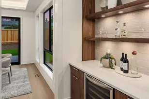 11005 NE 15th St, Bellevue, WA 98004 - Photo 19