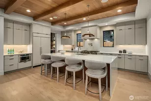11005 NE 15th St, Bellevue, WA 98004 - Photo 9