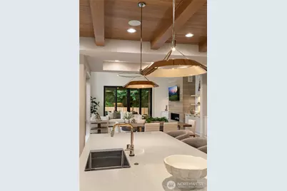 11005 NE 15th Street, Bellevue, WA 98004 - Photo 13