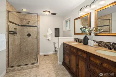 17707 SE 60th Street, Bellevue, WA 98006 - Photo 23