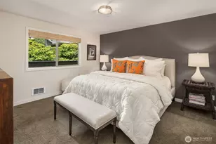 9951 Lake Washington Blvd NE, Bellevue, WA 98004 - Photo 21