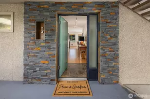 9951 Lake Washington Blvd NE, Bellevue, WA 98004 - Photo 5