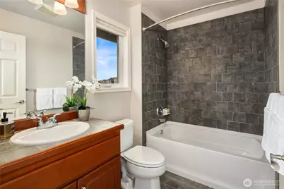 1630 28th Avenue NE, Issaquah, WA 98029 - Photo 29