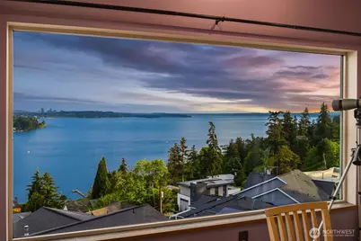 8909 NE 118th Place, Kirkland, WA 98034 - Photo 11