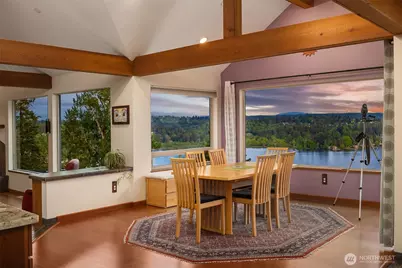 8909 NE 118th Place, Kirkland, WA 98034 - Photo 9