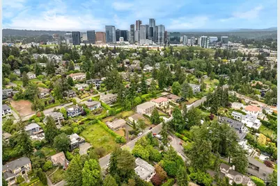 9510 Lake Washington Boulevard NE, Bellevue, WA 98004 - Photo 21