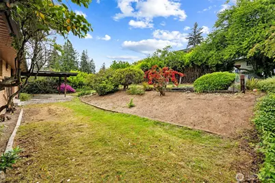 9510 Lake Washington Boulevard NE, Bellevue, WA 98004 - Photo 17