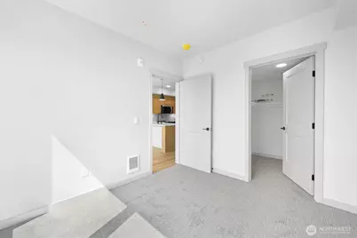 820 N State Street #611, Bellingham, WA 98225 - Photo 17