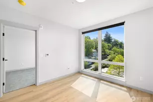 820 N State St, Bellingham, WA 98225 - Photo 13