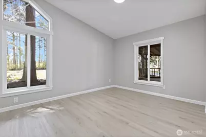 35105 34th Avenue E, Eatonville, WA 98328 - Photo 23