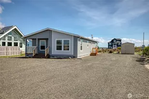 1414 Storm King Ave SW, Ocean Shores, WA 98569 - Photo 1