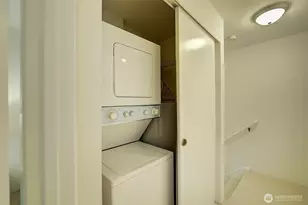 918 N 165th St, Shoreline, WA 98133 - Photo 17