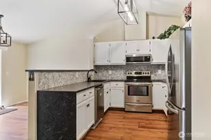 5904 157th St Ct E, Puyallup, WA 98375 - Photo 7