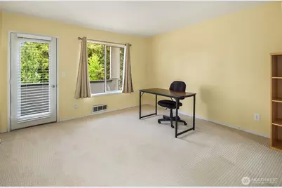 17001 Inglewood Road NE #M211, Kenmore, WA 98028 - Photo 19