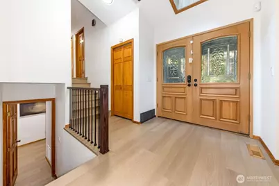 3733 221st Avenue SE, Sammamish, WA 98075 - Photo 5