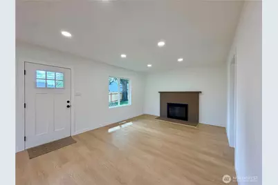 10216 Ainsworth Avenue S, Tacoma, WA 98444 - Photo 19