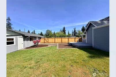 10216 Ainsworth Avenue S, Tacoma, WA 98444 - Photo 35