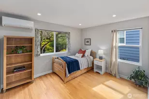 4531 Stanford Ave NE, Seattle, WA 98105 - Photo 13