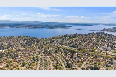 4531 Stanford Avenue NE, Seattle, WA 98105 - Photo 35