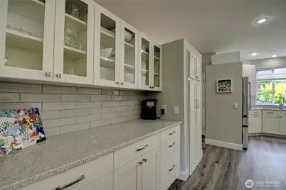 1953 Lake Whatcom Boulevard #4B, Bellingham, WA 98229 - Photo 7