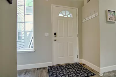 1953 Lake Whatcom Boulevard #4B, Bellingham, WA 98229 - Photo 5