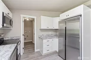 8037 Normandy Pl SE, Olympia, WA 98501 - Photo 11