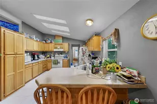 7928 Portal Way, Custer, WA 98240 - Photo 17